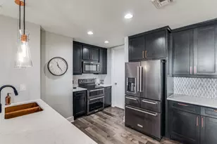 1505 Elm St, Dallas, TX 75201 - Photo 8