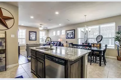 3927 Cascade Sky Drive, Arlington, TX 76005 - Photo 10