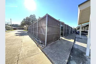 9461 Timberleaf Drive, Dallas, TX 75243 - Photo 26