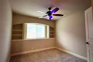 550 Lily St, Crowley, TX 76036 - Photo 16