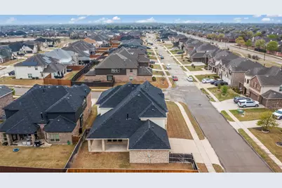 7112 Playa Norte Drive, Grand Prairie, TX 75054 - Photo 4