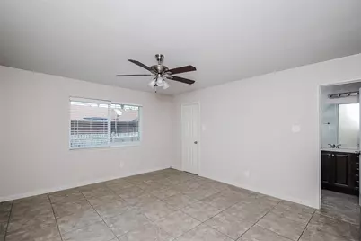 7235 Long Canyon Trail, Dallas, TX 75249 - Photo 10