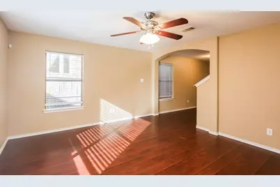 148 Cliff Heights Circle, Dallas, TX 75241 - Photo 10