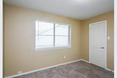 148 Cliff Heights Circle, Dallas, TX 75241 - Photo 4