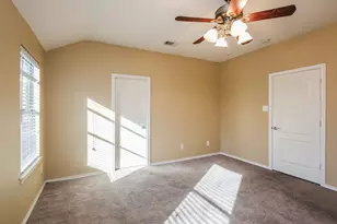 148 Cliff Height Cir, Dallas, TX 75241 - Photo 14