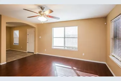 148 Cliff Heights Circle, Dallas, TX 75241 - Photo 8