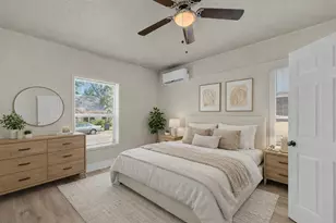 305 NW 23rd St, Fort Worth, TX 76164 - Photo 4