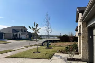 817 Birdie Dr, Little Elm, TX 75068 - Photo 4