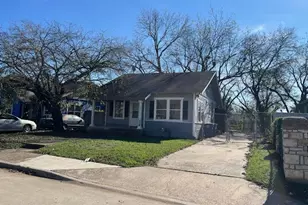 1430 Padgitt Ave, Dallas, TX 75203 - Photo 1