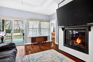 1314 S Grand Ave, Gainesville, TX 76240 - Photo 8