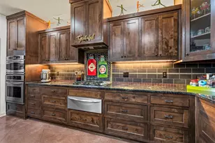 22074 Shady Grove Ct, Whitney, TX 76692 - Photo 12