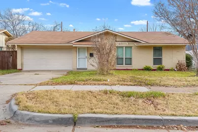 145 Price Drive, Lewisville, TX 75067 - Photo 2