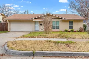 145 Price Dr, Lewisville, TX 75067 - Photo 2