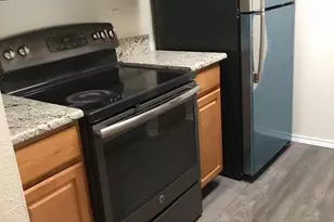 6050 Melody Ln, Dallas, TX 75231 - Photo 4