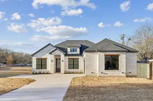 1235 Cedardale Rd, Lancaster, TX 75134 - Photo 2