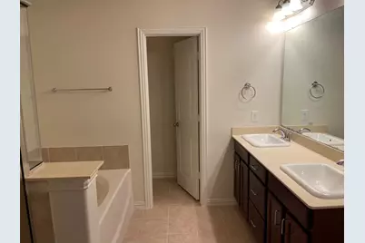 2824 Castle Creek Drive, Little Elm, TX 75068 - Photo 12