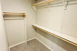 51 Spring Creek Cir, Grand Prairie, TX 75054 - Photo 24