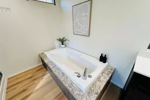 51 Spring Creek Cir, Grand Prairie, TX 75054 - Photo 22