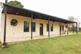 10800 Estate Ln, Terrell, TX 75161 - Photo 2