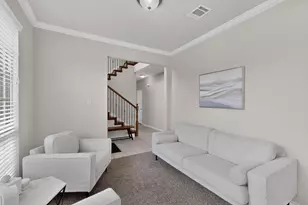 4814 Lakeway Dr, Garland, TX 75043 - Photo 4