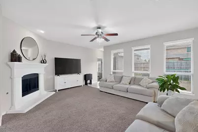 4814 Lakeway Drive, Garland, TX 75043 - Photo 6