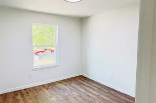 740 Bimebella Ln, Dallas, TX 75211 - Photo 10