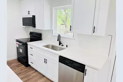 740 Bimebella Lane, Dallas, TX 75211 - Photo 4