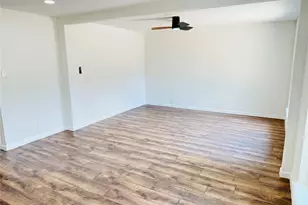 740 Bimebella Ln, Dallas, TX 75211 - Photo 2