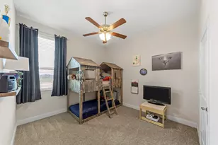 10701 Klondike Ln, Aubrey, TX 76227 - Photo 6