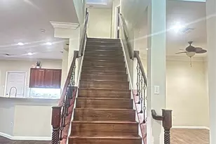 10409 Waters Dr, Irving, TX 75063 - Photo 8