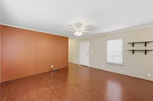 4000 Ace Ln, Lewisville, TX 75067 - Photo 10