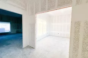 1304 Red Rock Rd, Hewitt, TX 76643 - Photo 4