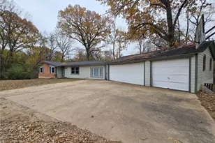 105 E Cate St, Grand Saline, TX 75140 - Photo 2