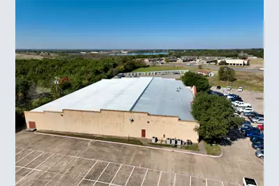 2303 W Ennis Avenue, Ennis, TX 75119 - Photo 10