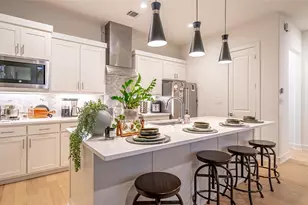 694 W Main St, Arlington, TX 76013 - Photo 8