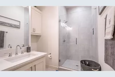 694 W Main Street, Arlington, TX 76013 - Photo 14