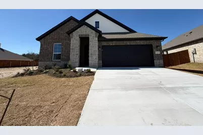 557 Waterford Park Boulevard, Weatherford, TX 76087 - Photo 1