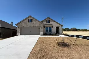 561 Waterford Pk Blvd, Weatherford, TX 76087 - Photo 1