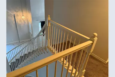 8645 Mill Creek Road, Irving, TX 75063 - Photo 10