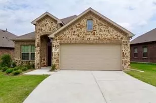 609 Beechwood Dr, Greenville, TX 75402 - Photo 1