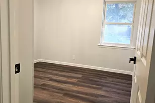 604 Bayless Dr, Euless, TX 76040 - Photo 16