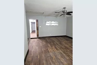 604 Bayless Drive, Euless, TX 76040 - Photo 8