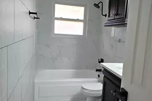 604 Bayless Dr, Euless, TX 76040 - Photo 12