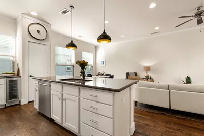 5875 Ross Avenue #11, Dallas, TX 75206 - Photo 6