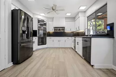 716 Oakhill Lane, Cedar Hill, TX 75104 - Photo 6