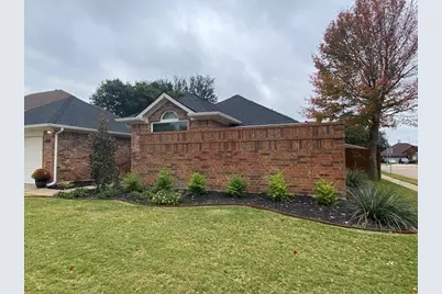 1827 Forestdale Drive, Grapevine, TX 76051 - Photo 2