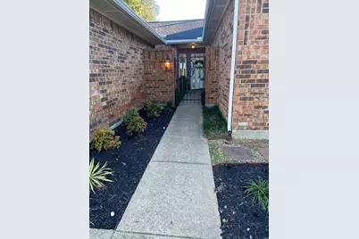 1827 Forestdale Drive, Grapevine, TX 76051 - Photo 4