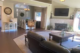 1827 Forestdale Dr, Grapevine, TX 76051 - Photo 8