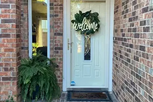 1827 Forestdale Dr, Grapevine, TX 76051 - Photo 6