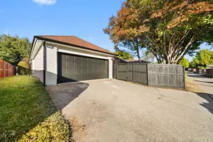 4616 Centenary Dr, Plano, TX 75093 - Photo 38